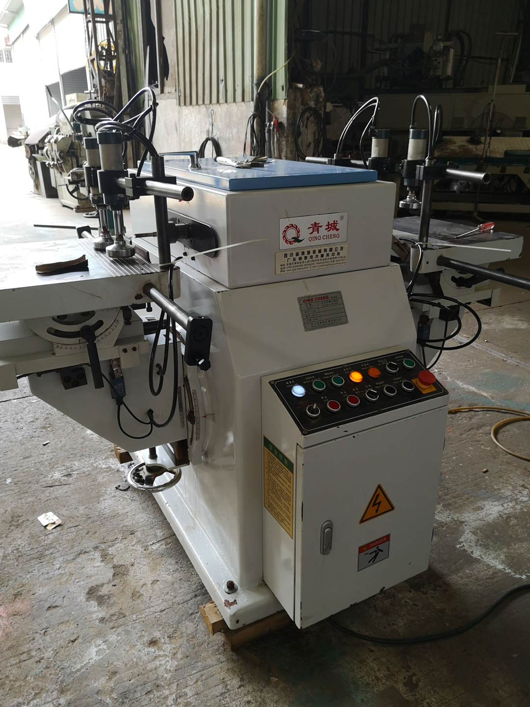 青城公母榫機(jī)