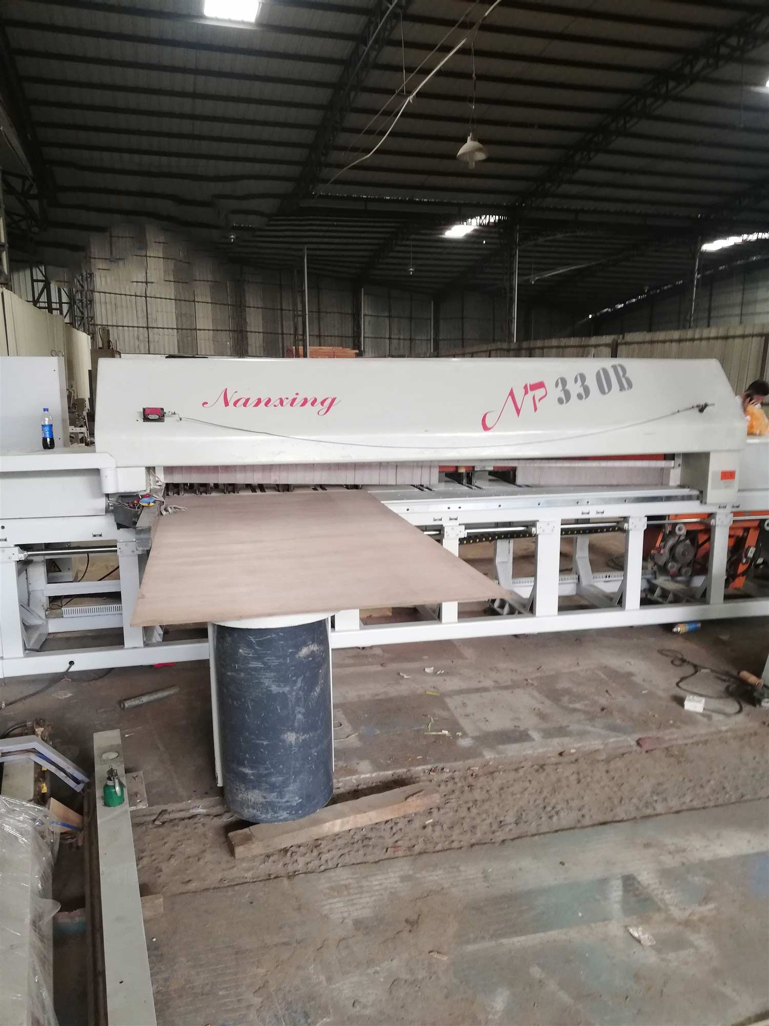 南興電子開(kāi)料鋸