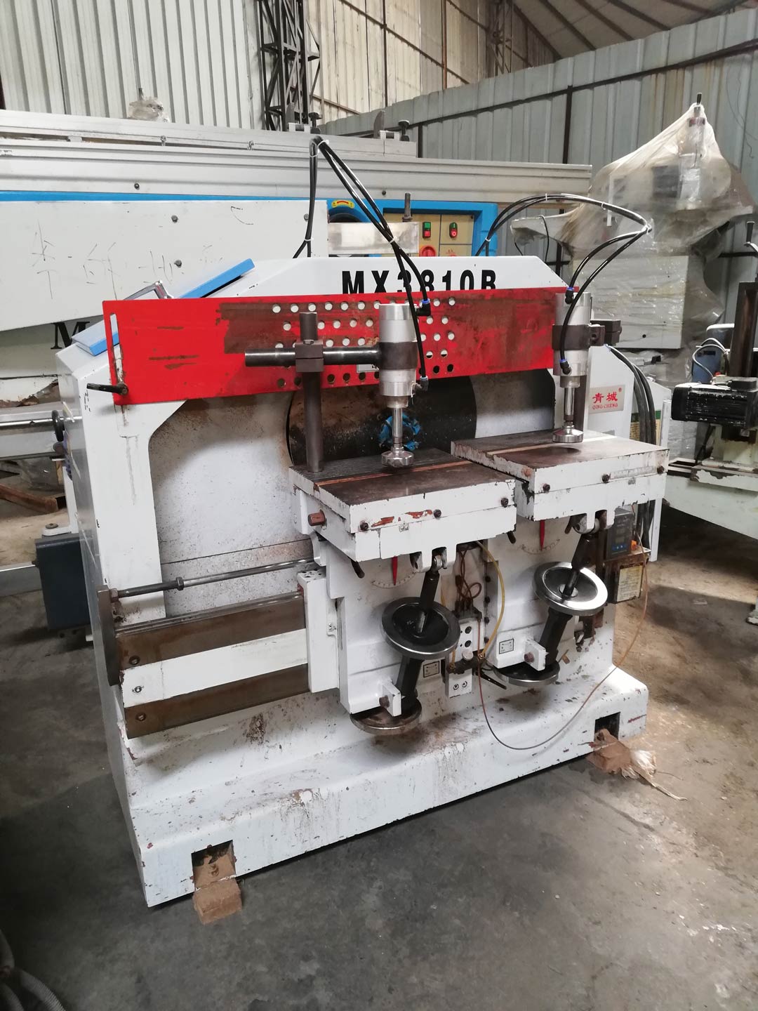 青城長形作榫機MX3768B