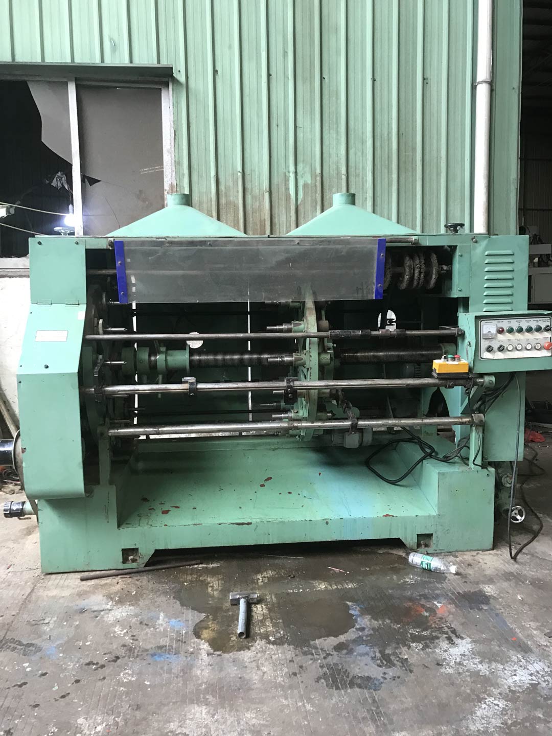 二手臺灣車積砂光機