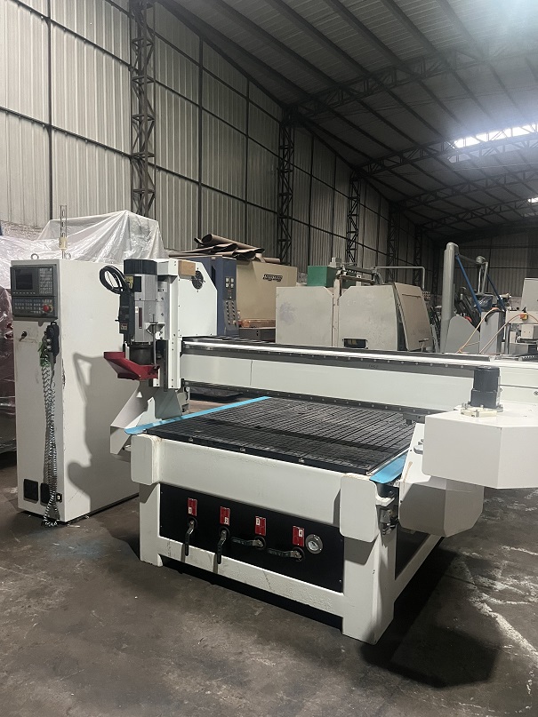 木工單頭雕刻機